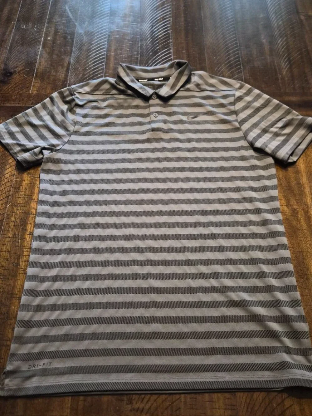 Nike Golf Dri-FIT Men's Size M Gray Striped Polo Collared Short Sleeve Logo G802